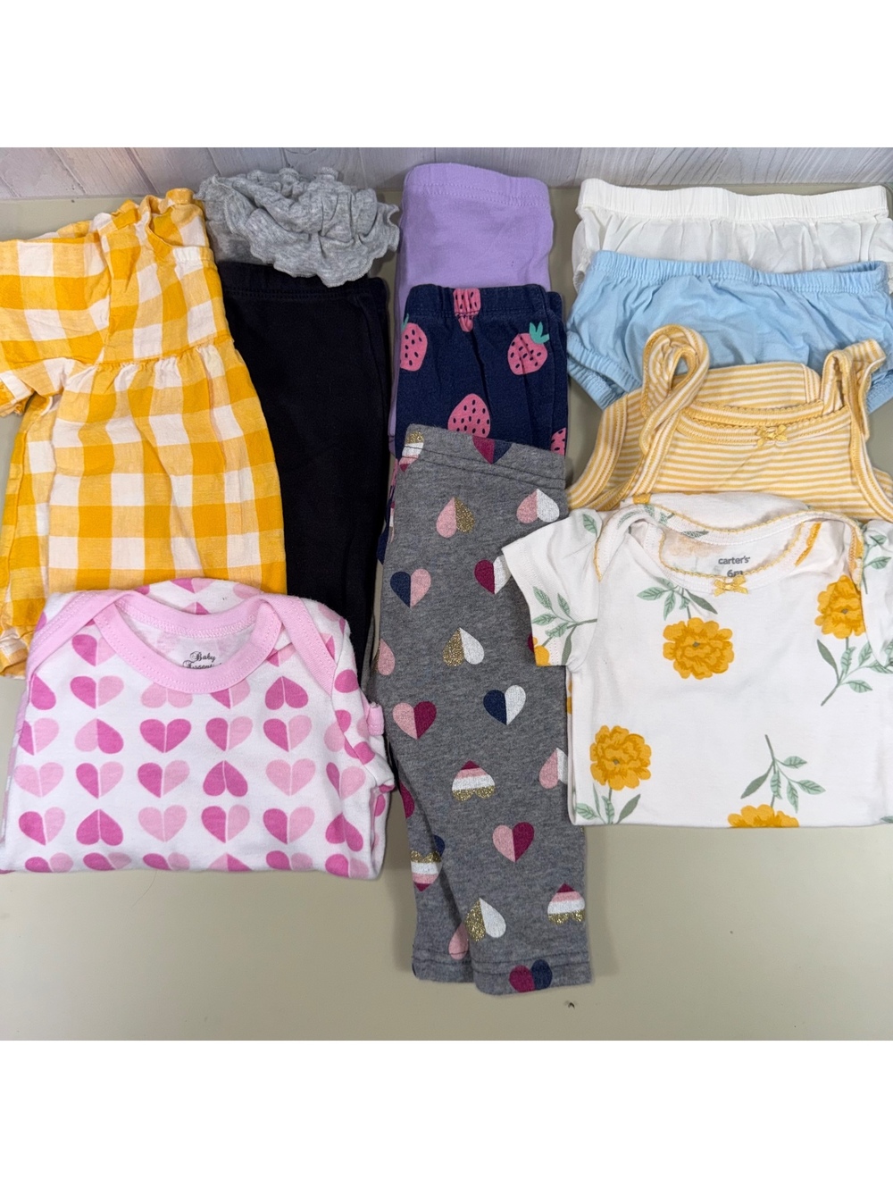 Carter’s Baby Girl 11 Piece Clothing Lot 6M Floral Leggings